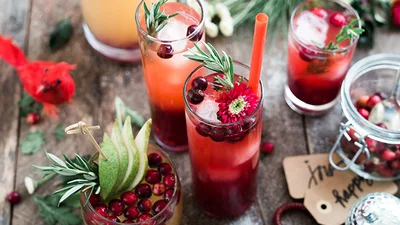 Святкові ідеї: декор для новорічного столу