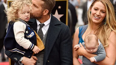 Раян Рейнольдс отримав зірку на "Алеї слави" і вперше показав дітей