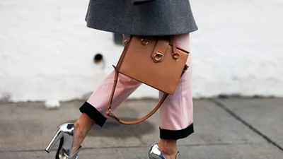 У стилі Попелюшки: ідеальні туфлі для Новорічної ночі