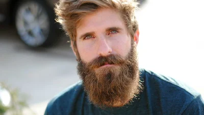 Дослідили: жінки віддають перевагу чоловікам з бородою