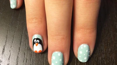 Милий манікюр з пінгвінами: майстер-клас