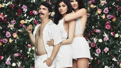 Шалений фанат: смішні відфотошоплені знімки із Кендалл Дженнер