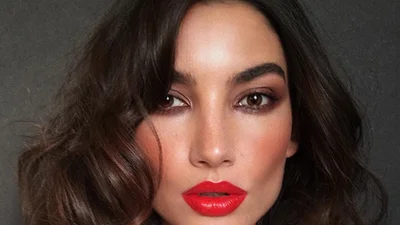 Як зірка: 10 варіантів вечірнього макіяжу для карих очей