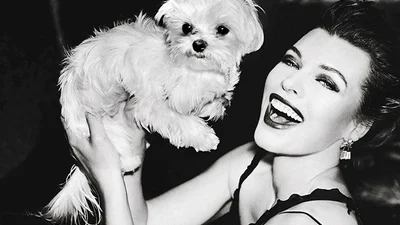 Яскрава Мілла Йовович знялась у гламурній фотосесії