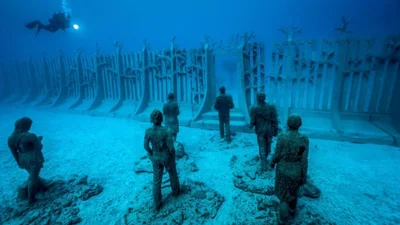 Це просто вражаюче: відкрився перший у світі підводний музей 