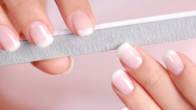 Лайфхаки для манікюру, про які ви точно не знали