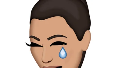 Кім Кардашьян створила колекцію одягу із скандальними емодзі