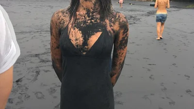 У болоті: провокативні кадри зі зйомок нового кліпу Марії Яремчук