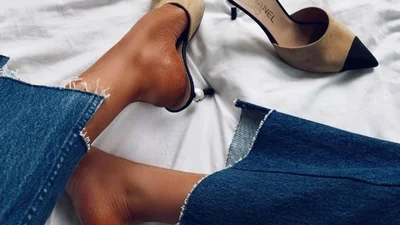 Неординарний вибуховий тренд: бабусині джинси