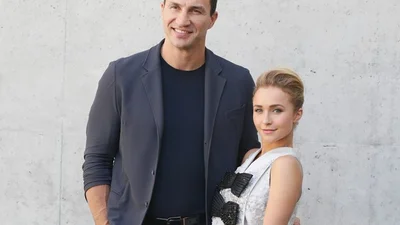 Наречена Володимира Кличка показала фото підрослої донечки