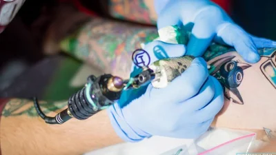 Вчені несподівано заявили про користь татуювань