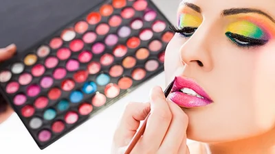 5 помилок в макіяжі, які лякають чоловіків найдужче