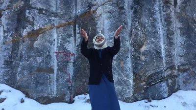 Природне диво: спекотні Арабські Емірати засипало снігом