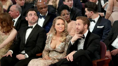 Раян Гослінг привів на "Оскар" сексуальну блондинку