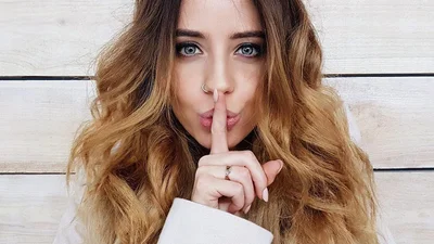 Вражаючі зачіски до Дня Валентина від українських зірок