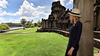 Надихає: дівчина зламала стереотипи і відвідала усі країни світу