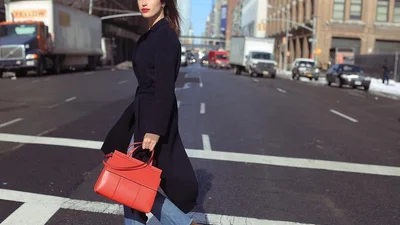 Модні поради від it-girl: як і з чим носити укорочені джинси