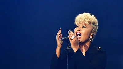 Кращі моменти з вражаючого шоу на Brit Awards 2017, які ви повинні побачити