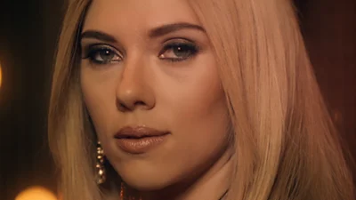 Епічні жарти: Скарлетт Йоганссон посміялась над Іванкою Трамп в кумедному ролику