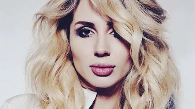 Стильний фотосет: Лобода змусила всіх заздрити її спокусливій фігурі