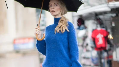 Вуличний стиль: 20 крутих образів, коли на вулиці дощ