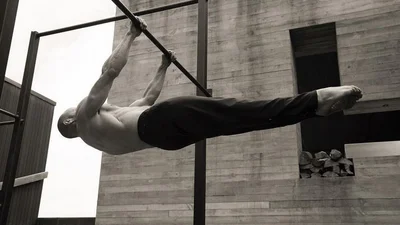 Ідеальний чоловік: 49-річний Джейсон Стетхем шокував спортивним тілом