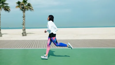 Nike створив хіджаб для тренувань, який перевернув спортивний світ