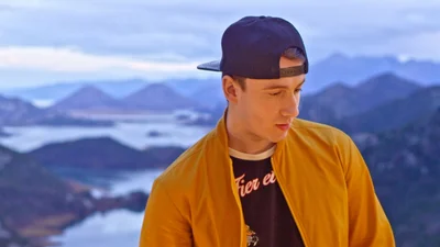 Історія кохання: Ivan NAVI презентував кліп "Влипли"