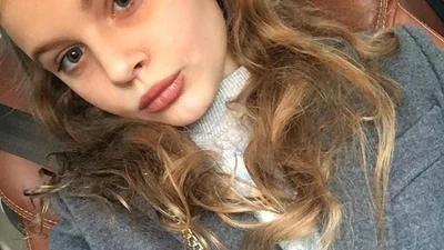 Юна і зухвала: 11-річна донька Фреймут здивувала мережу дорослим макіяжем