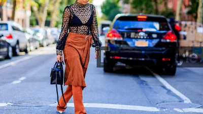 Модний досвід: як носити бюстгалтери без верхнього одягу