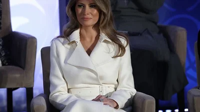 В мережі висміяли офіційне фото Меланії Трамп