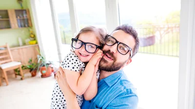 Ось що буває, коли дитину залишити вдома з татом