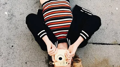 Стильні образи з речима в смужку