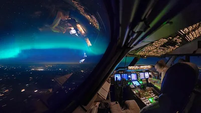 Ось як виглядає неймовірний світ з кабіни пілотів