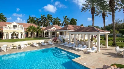 Будинок мрії: Дональд Трамп показав свою розкішну віллу на Карибах