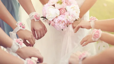 Ідеї для натхнення: весілля у рожевому кольорі
