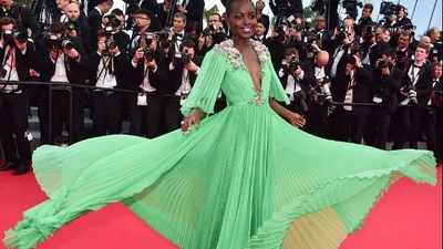 Каннський кінофестиваль: 25 найбільш розкішних суконь за всю історію