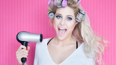 Найсмішніші анекдоти про блондинок, які розвеселять кожного