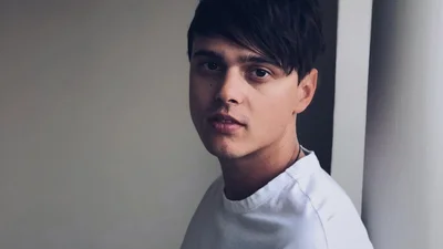 ALEKSEEV заспівав "Розпрягайте Хлопці Коней" під мелодію з пісні "Пьяное солнце"