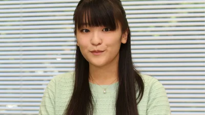 Онука японського імператора відмовилась від титулу, щоб вийти заміж за простого хлопця