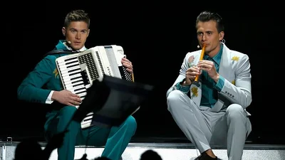 Ведучі Євробачення-2017 здивували глядачів грандіозним виступом