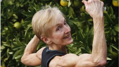 Спортивна 74-річна бабуся вразить вас своїм накачаним тілом