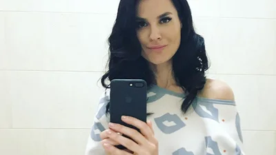 Всім спорт: Маша Єфросиніна показує ефективні вправи для всього тіла