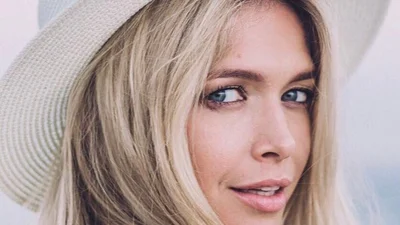 Не впізнати: Віра Брежнєва позбулася довгого волосся