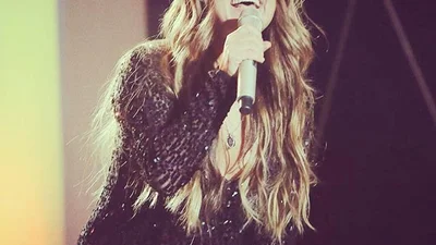 Ох, вже ці ноги: Наталя Могилевська показала фігуру у купальнику