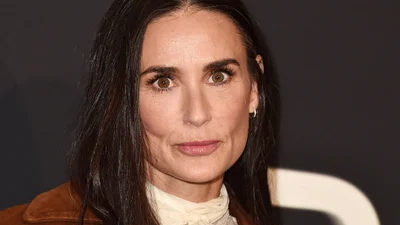 Кумедна ситуація: Демі Мур розповіла, як втратила два передніх зуба