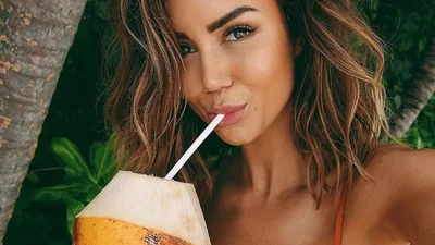 10 пляжних зачісок, які ти захочеш зробити цього літа