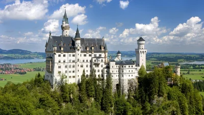 Впечатляющая эволюция: как изменились популярные туристические места