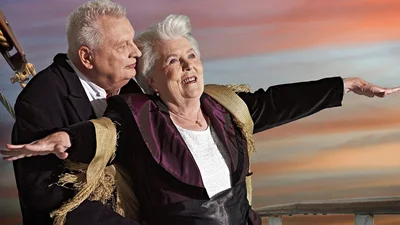 Вот так новость: пожилые люди чаще изменяют