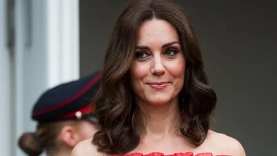Сміливо: Кейт Міддлтон порушила правила і вразила відвертою сукнею